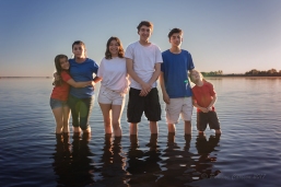 Photo of kids on the Columbia River